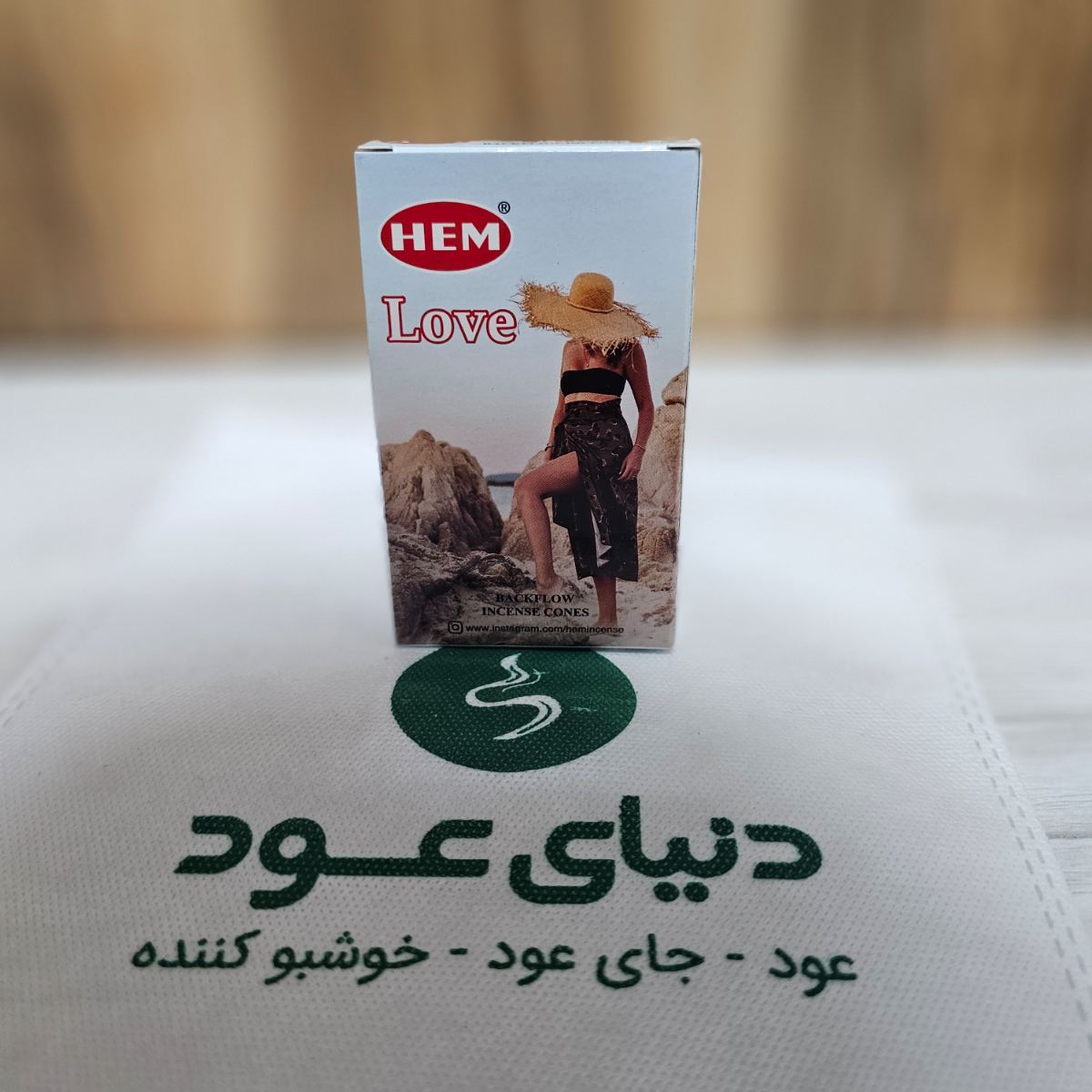 عود آبشاری HEM مدل عشق LOVE